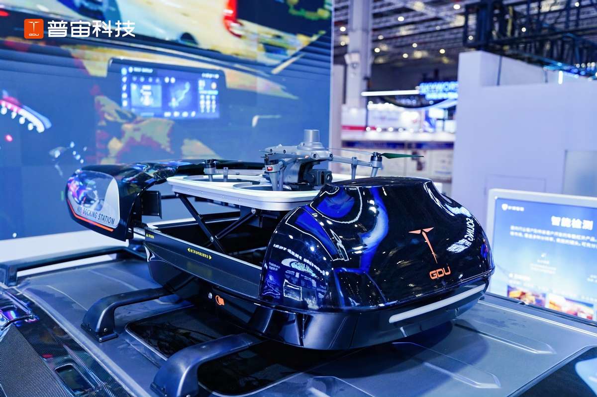 為出行添翼，天鷹智能車(chē)載無(wú)人機(jī)系統(tǒng)全球首發(fā)